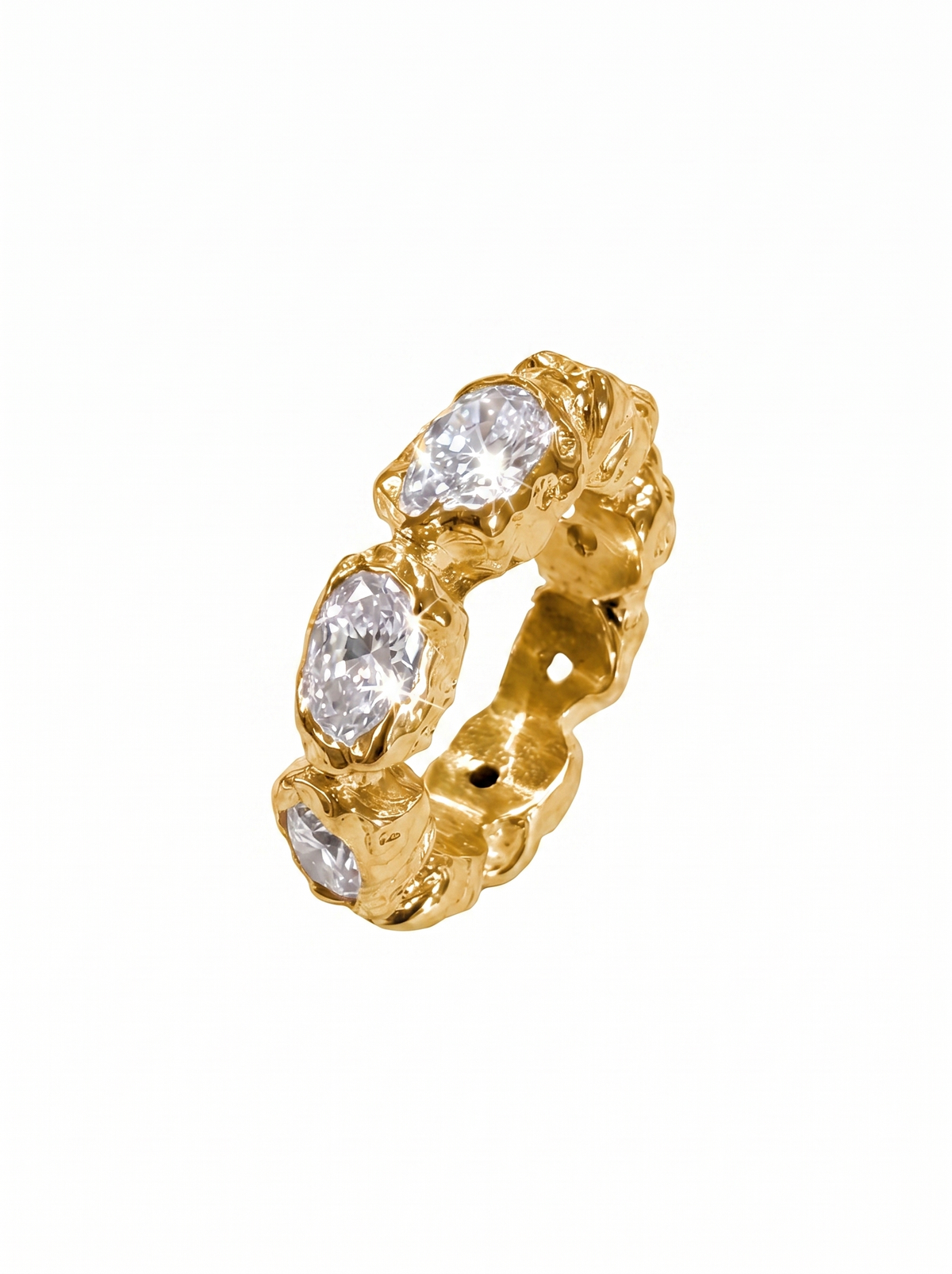 Monroe oval with white zircons