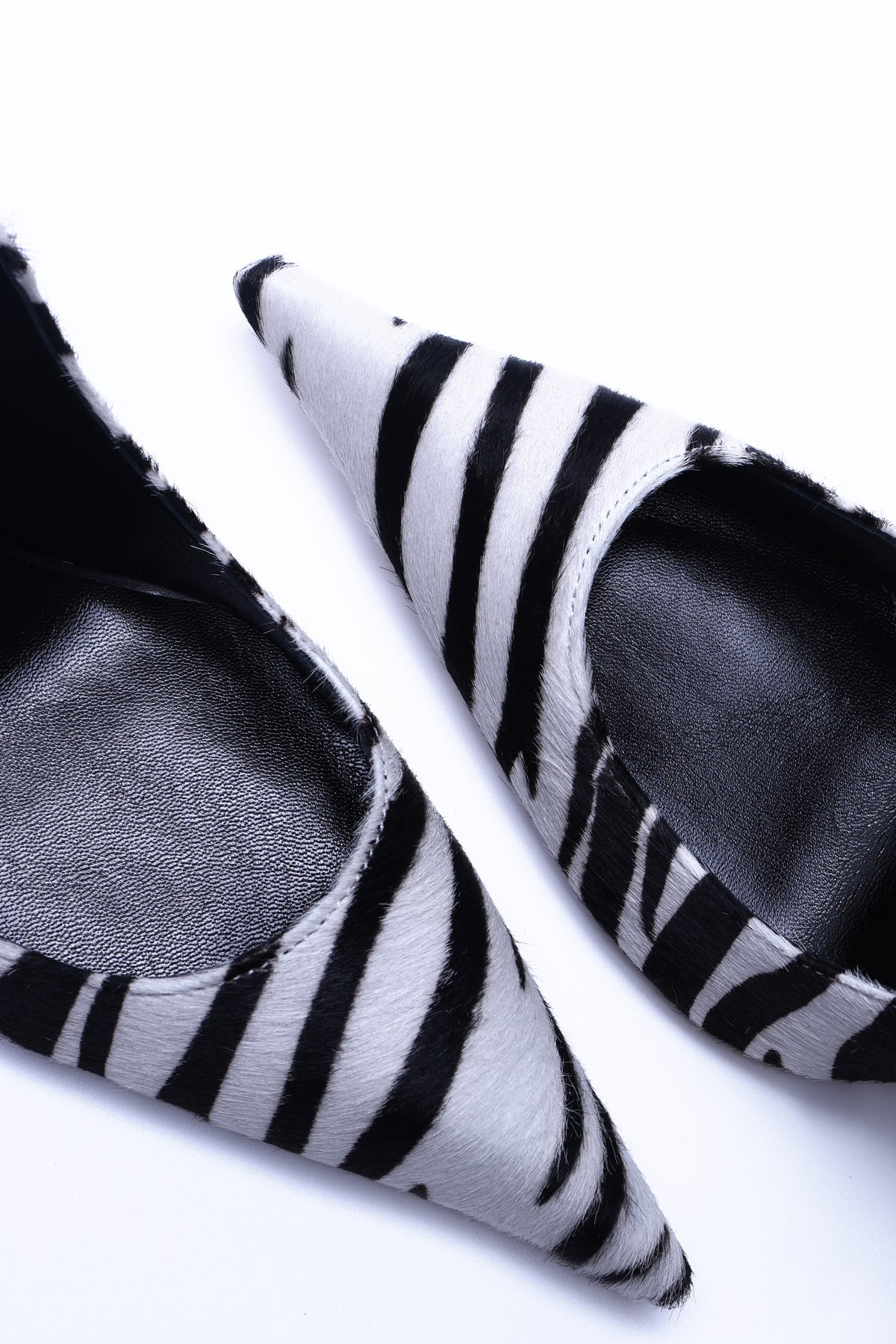 Zebra Pumps