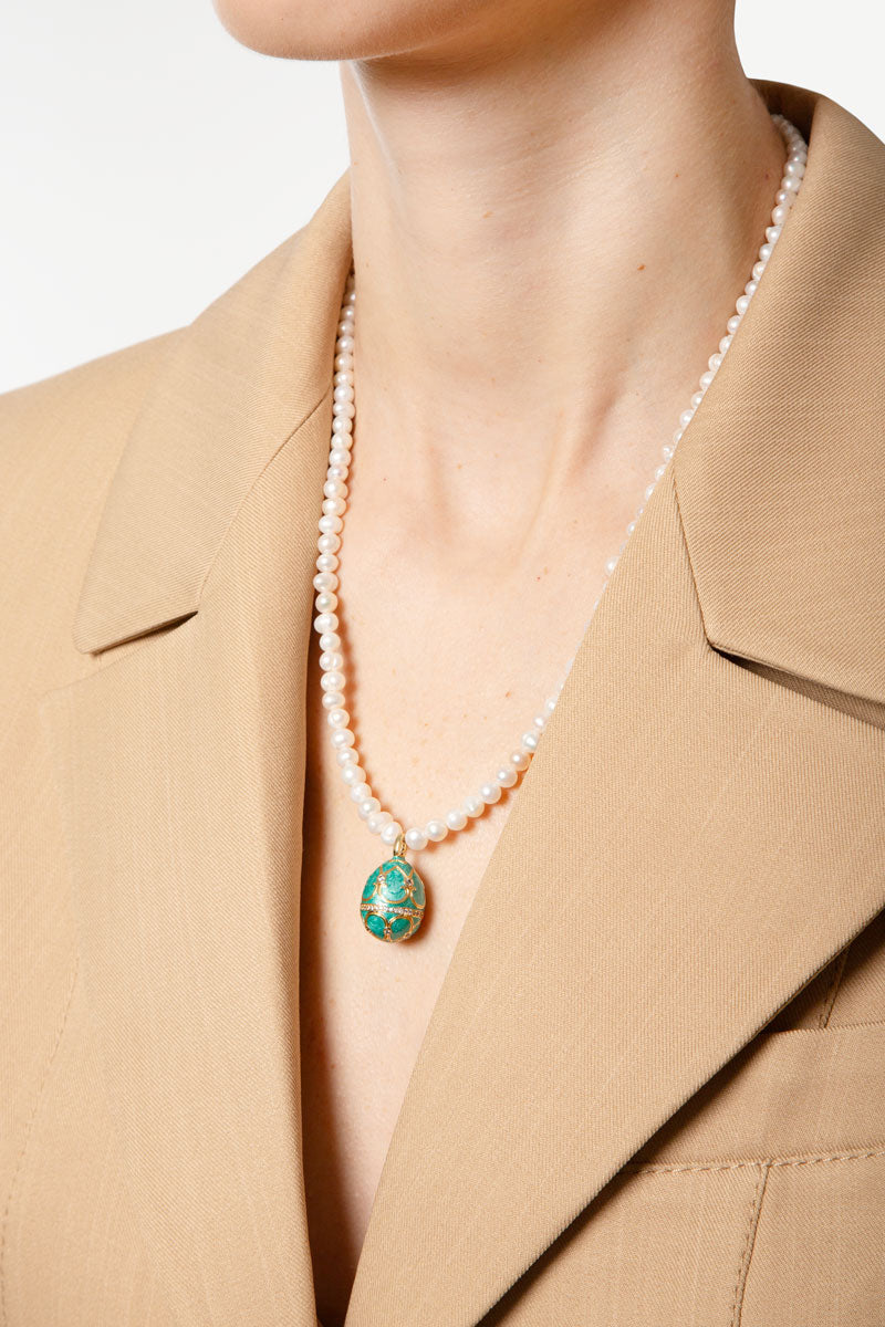 Pearl Necklace with Turquoise Detail