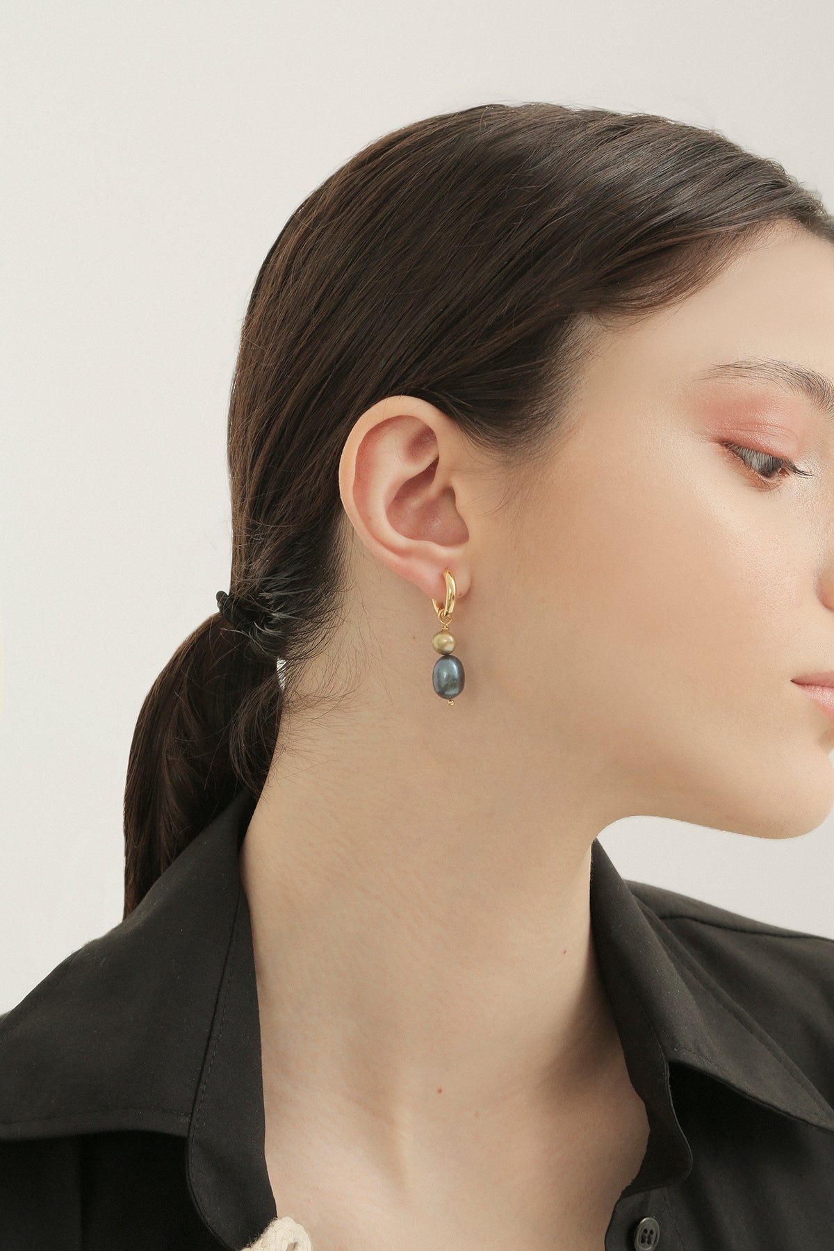 Bonito Khaki Earrings