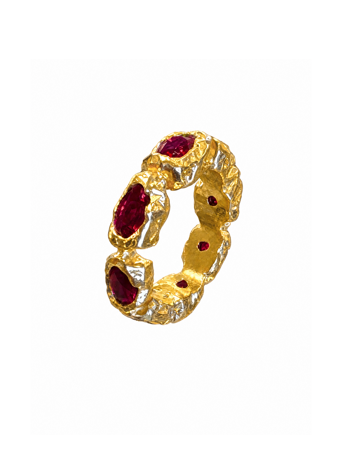 Monroe oval with red zircons
